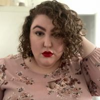 Alena B profile picture