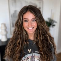 Leigh Shear profile picture