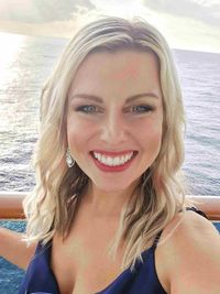 Heather Follansbee profile picture