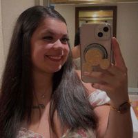 Leanna Flores profile picture