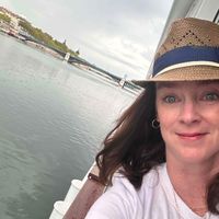 Kirsten Stovall profile picture