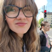 lena profile picture
