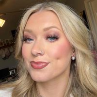 caitlin hagmeier profile picture