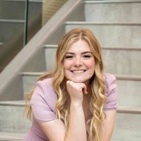 Ali Hoxer profile picture