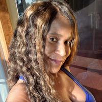 Angelique Lazarre profile picture