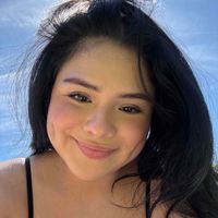 Azeneth Flores profile picture