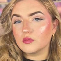 Liz profile picture