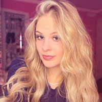Mae Hall profile picture