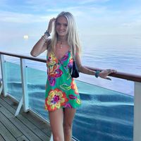 Elizabeth profile picture