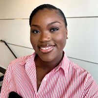 Dr. Claudine 🪮🩺💗 profile picture