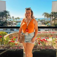 Sarah Estrella profile picture