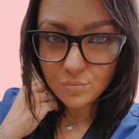 Caitlin Wood profile picture