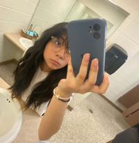Becca Ortiz profile picture