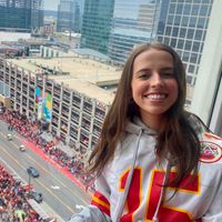 Emily - SmallGirlBigEatz profile picture