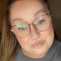 Lindsay Holden Brown profile picture