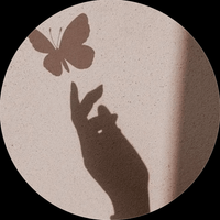 ReadsAndRecsCo profile picture