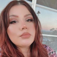 celeste leal profile picture