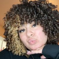 Alyssa 💌 profile picture