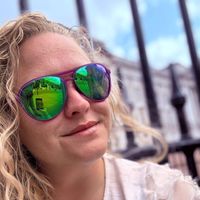 Lindsay Robertson profile picture