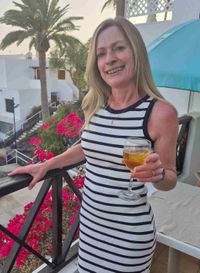 Sandra Lyons profile picture