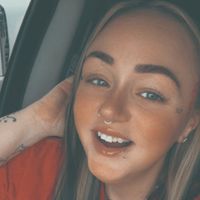 April Baker profile picture