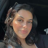 Esti 🎀 profile picture
