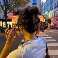 La profile picture