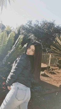 Essence.daily profile picture