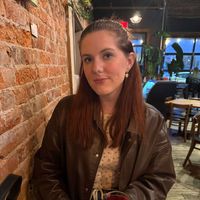 claire mcelroy profile picture