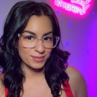 Mari M profile picture