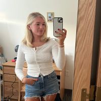 Lucy Crowley profile picture