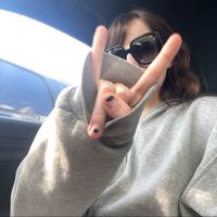 em profile picture