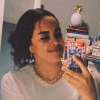 Emmy Hutchinson profile picture