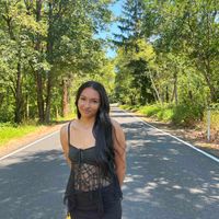 adrianna nobach profile picture