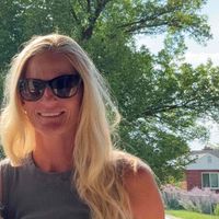 jenn Smail profile picture