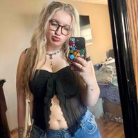 kate b profile picture
