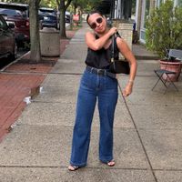 Caroleen Closet profile picture