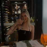 Bronwyn Heaselgrave profile picture