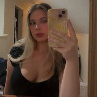 Anelise Andrews profile picture