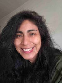 Flor Molina profile picture