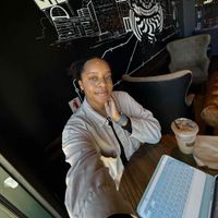 Lauren profile picture