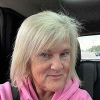 Angie Stahl profile picture