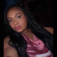 Helen profile picture