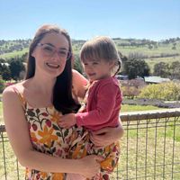 Holly Nebauer profile picture