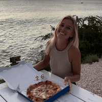 Sara Grosen profile picture