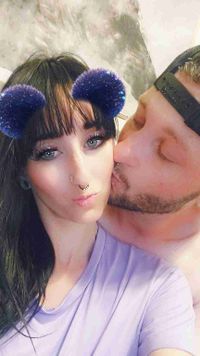 Nina white profile picture