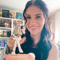 Brie Reads Books profile picture