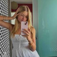 Zoe holmer profile picture