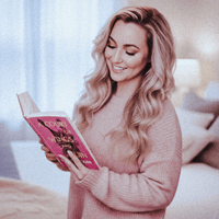 Books & Beauty✨ profile picture
