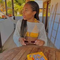 Em ☀️ profile picture